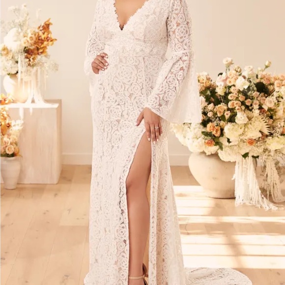 Lulu’s wedding dress size XS - Picture 10 of 13